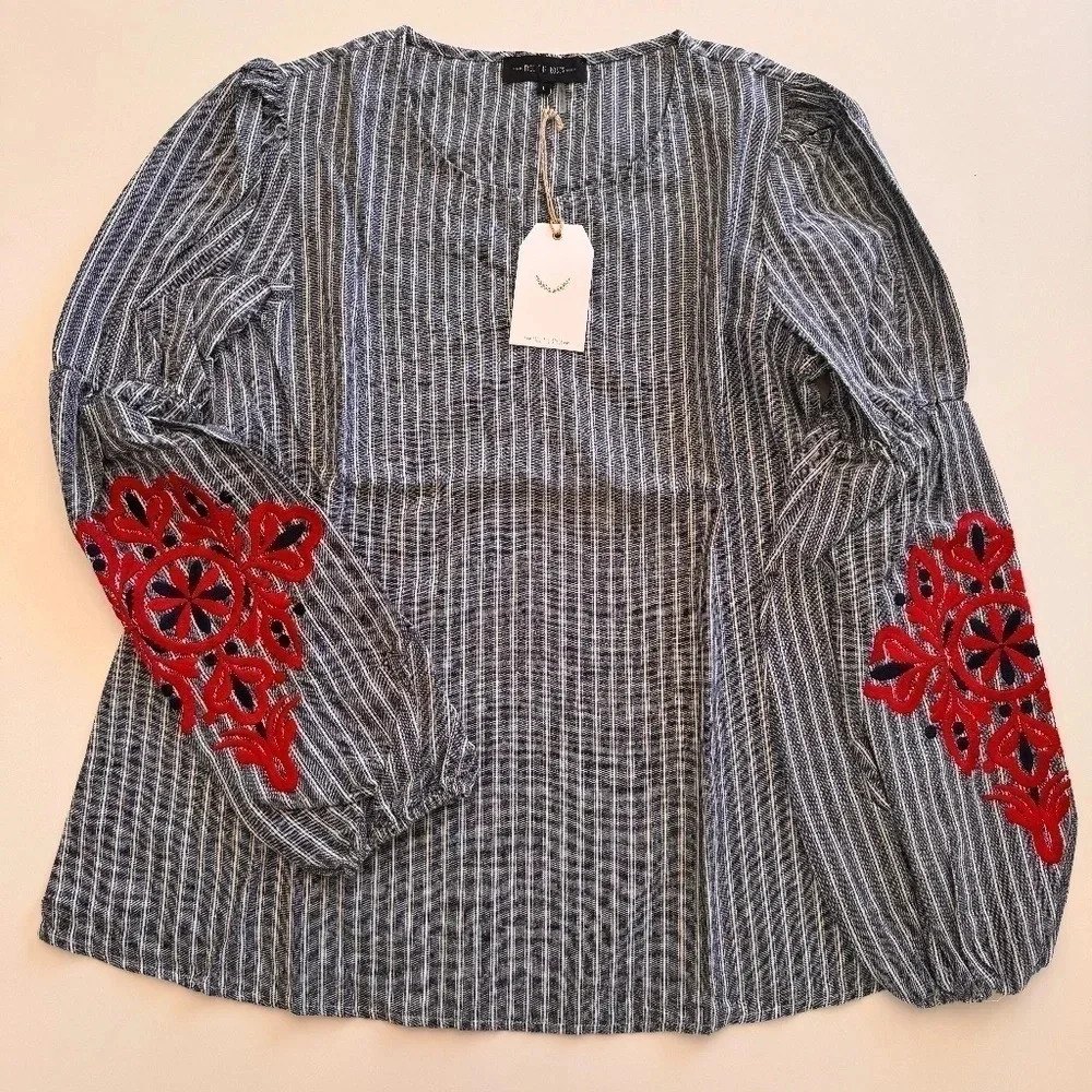 Free the Roses-NWT-Long Sleeve-Plunge Neckline- Embroidered Sleeves-Mini Puff- L - Picture 2 of 11